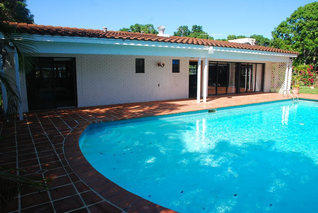 La Finca Miami Bagian luar foto